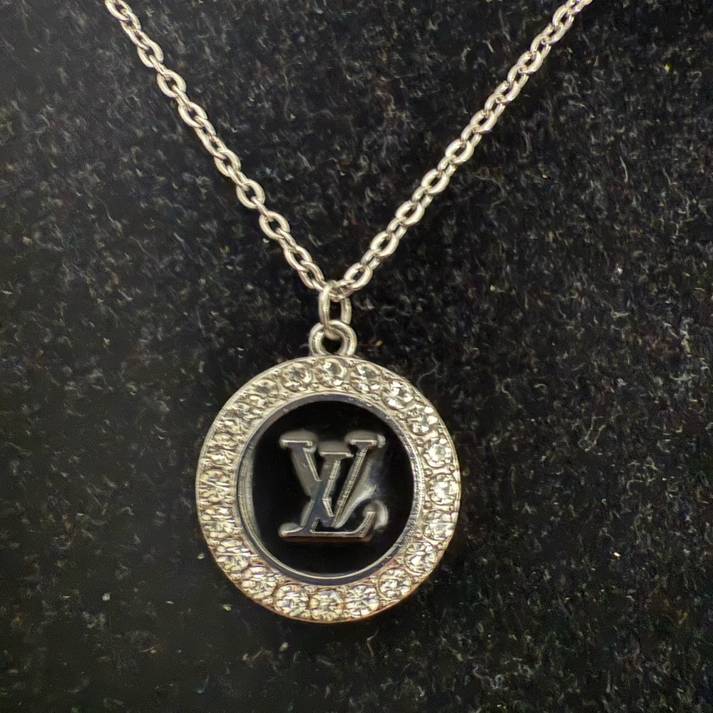 New upcycled Louis Vuitton Elegant Silver Pendant Necklace - Picture 2 of 5
